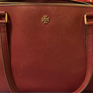 Deep wine Tory Burch Satchel Purse. Used gently . Paid 400.00.